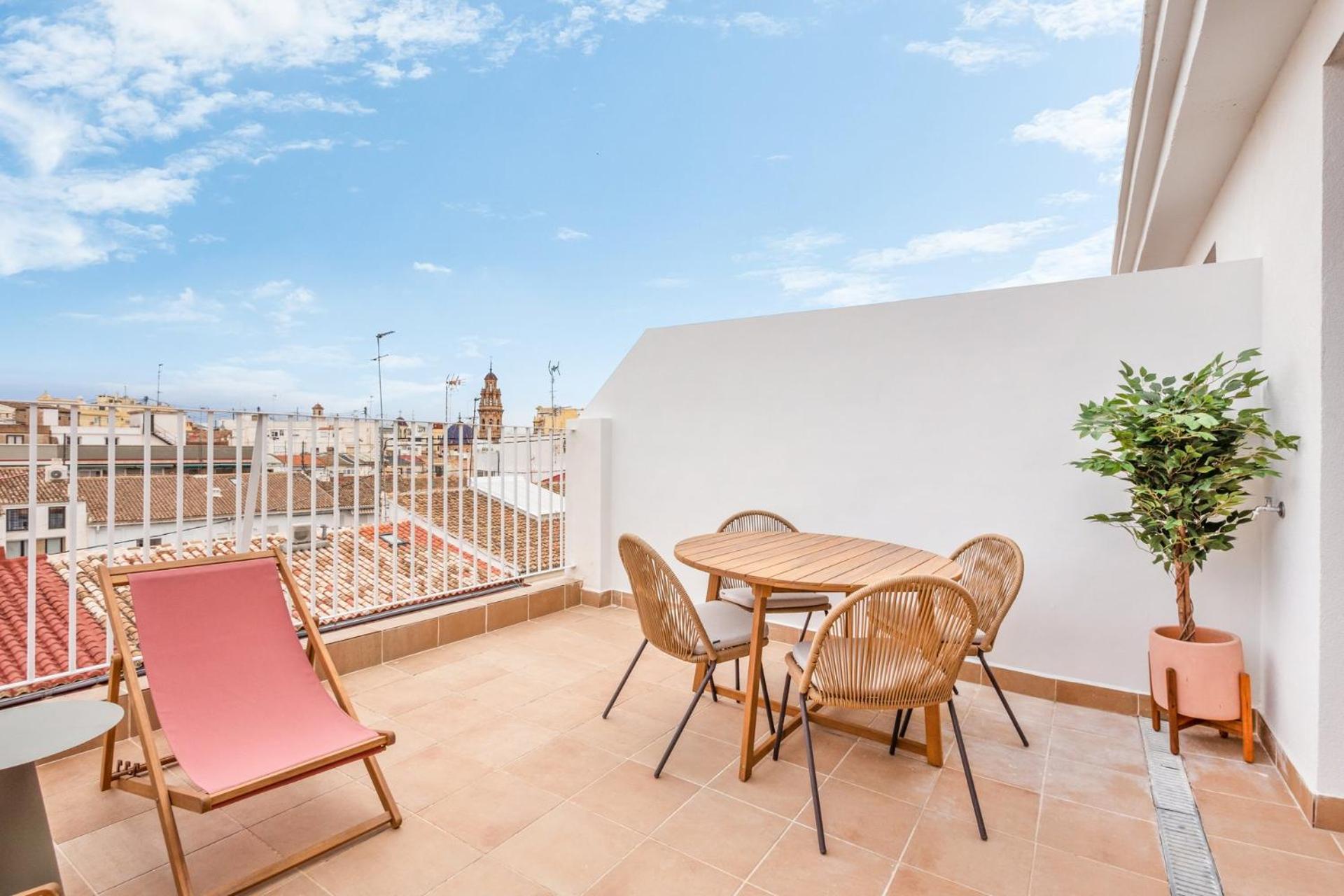 Limehome Calle De Cadiz * Walencja